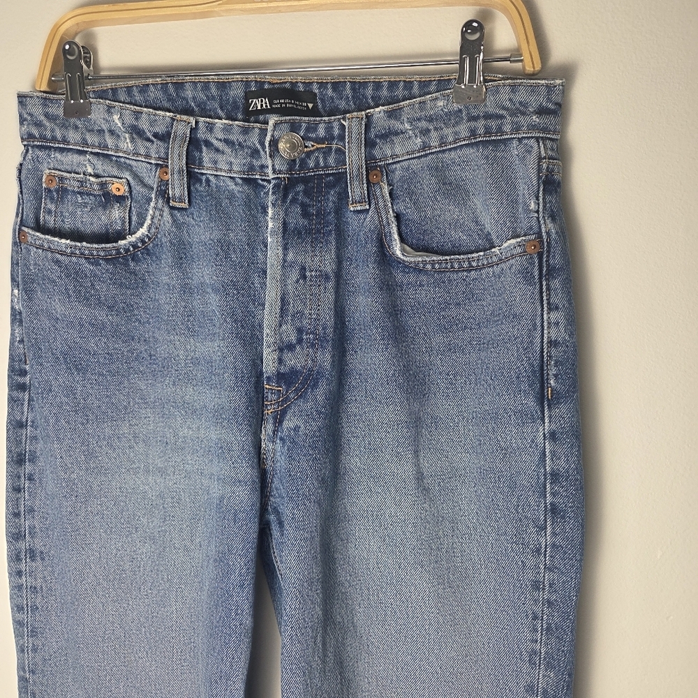 Zara High Rise Raw Hem Jeans - Picture 3 of 7